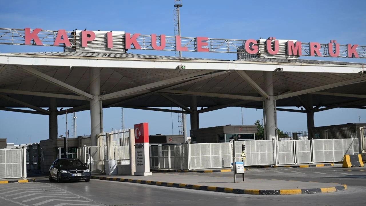 Sıla Yolu Başladı: Gurbetçilerin Türkiye'ye Özlem Dolu Yolculuğu Sürüyor