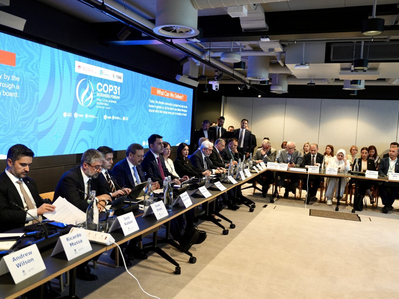 Bakan Kurum, Londra’da COP31 İş Dünyası Forumu’nda konuştu