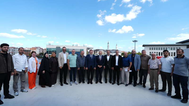 AK Parti İstanbul’dan 39 İlçede Mahalle Bazlı İletişim Çalışması