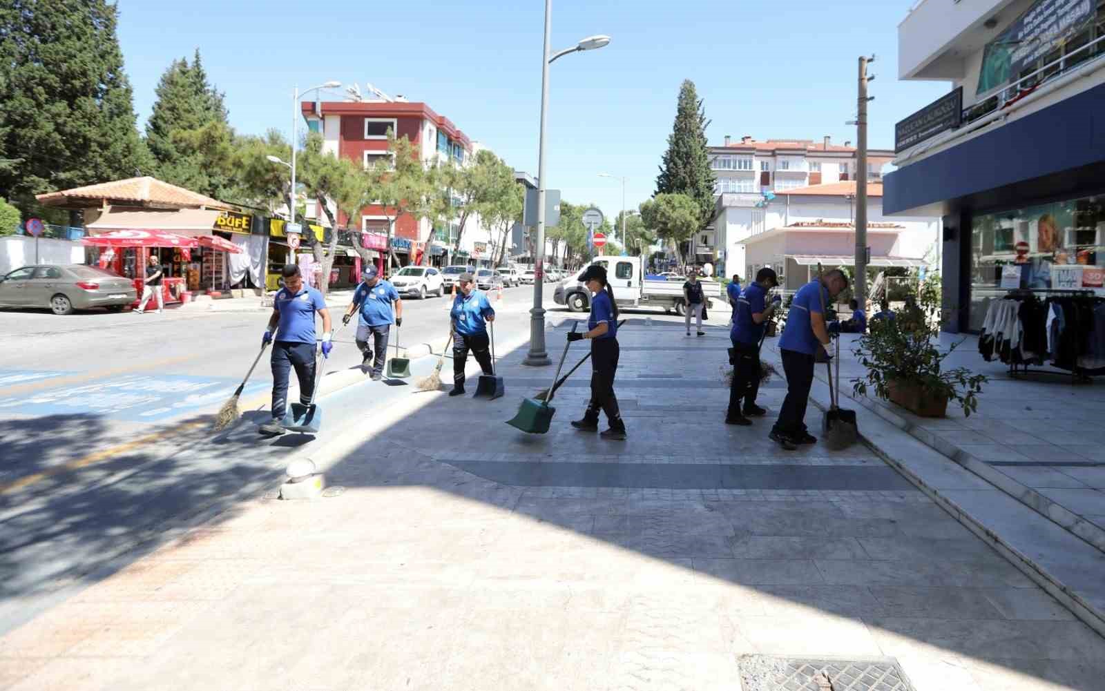 Muğla Büyükşehir’den sağlıklı ve temiz çevre için yoğun mesai