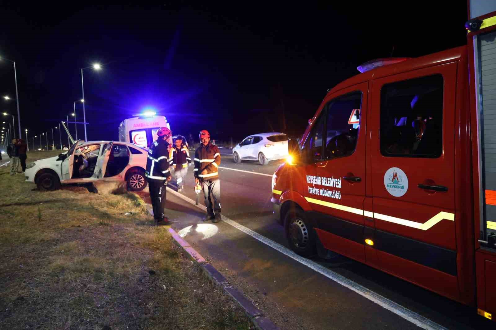 Nevşehir’de tilkiden kaçan otomobil kazaya neden oldu: 1 yaralı